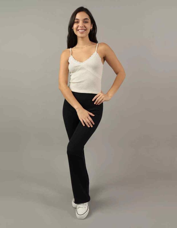 Polera AE con Textura tipo Waffle y Encaje