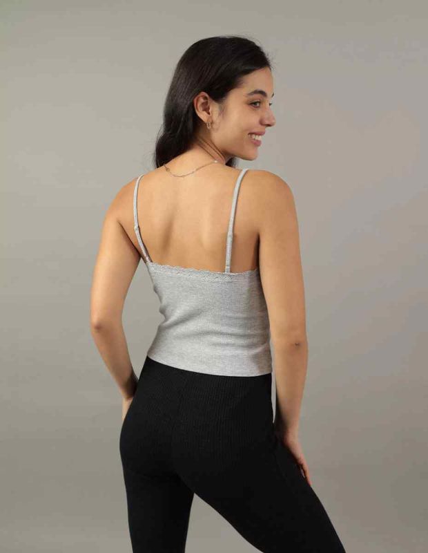 Polera AE con Textura tipo Waffle y Encaje