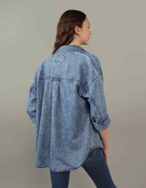 Camisa AE de denim extragrande con botones