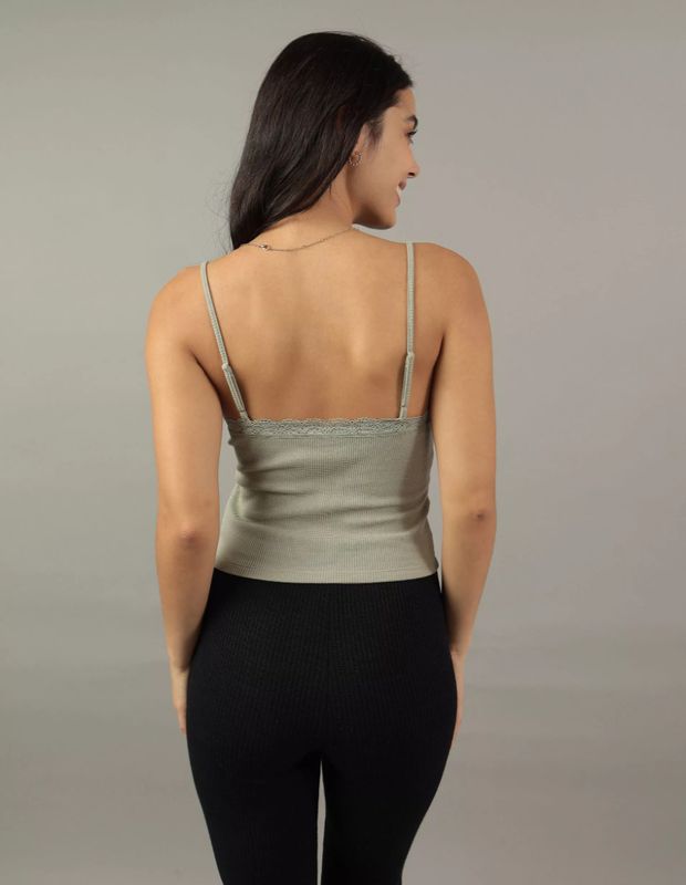 Polera AE con Textura tipo Waffle y Encaje