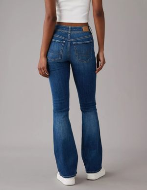 Jeans AE Next Level Ripped Low-Rise Kick Bootcut