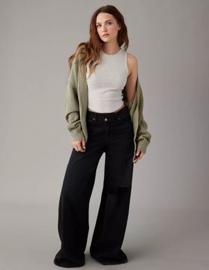 Polera AE Daily Fave sin Mangas con Cuello Alto