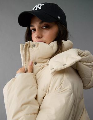 Chaqueta AE Acolchada con gorro