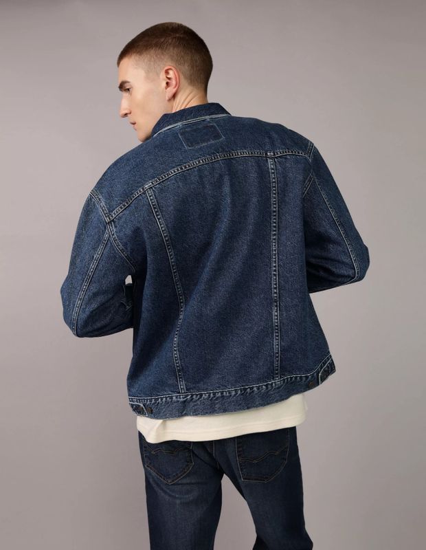 Chaqueta AE de denim tipo trucker
