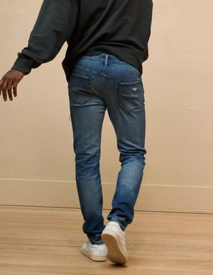 Jeans AE AirFlex+ Athletic Skinny con parches