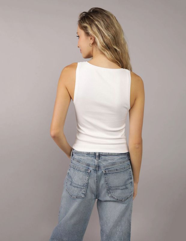 Polera AE Cuello cuadrado