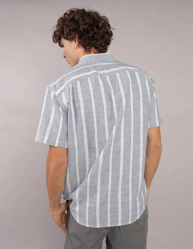 Camisa AE Rayada con Botones Holgada