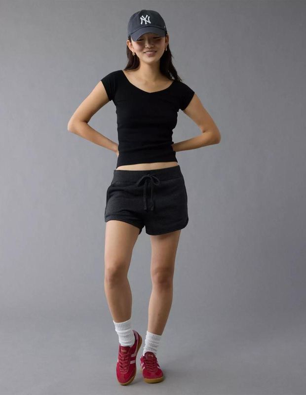 Polera AE Corta con Escote V