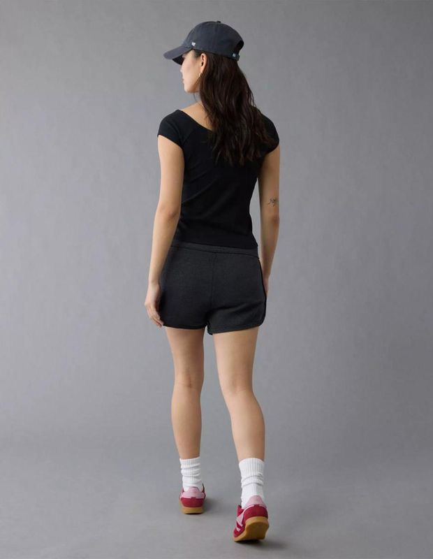 Polera AE Corta con Escote V