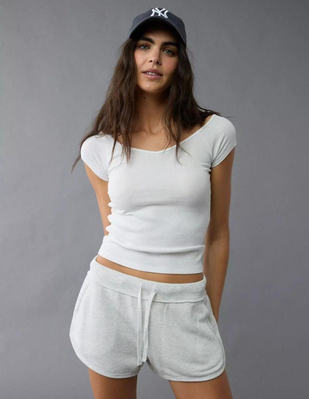 Polera AE Corta con Escote V