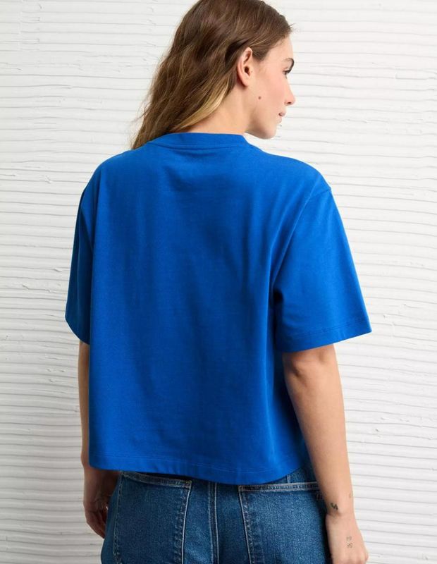 Polera AE Recta con Gráfico de Destino