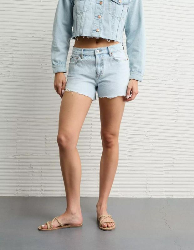 Short AE Strigid Ripped Super High-Waisted Relaxed Denim