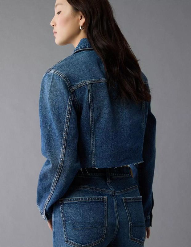 Chaqueta AE de denim cortada clásica