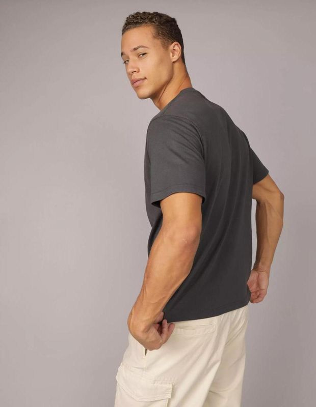 Polera AE 24/7 con Gráfico