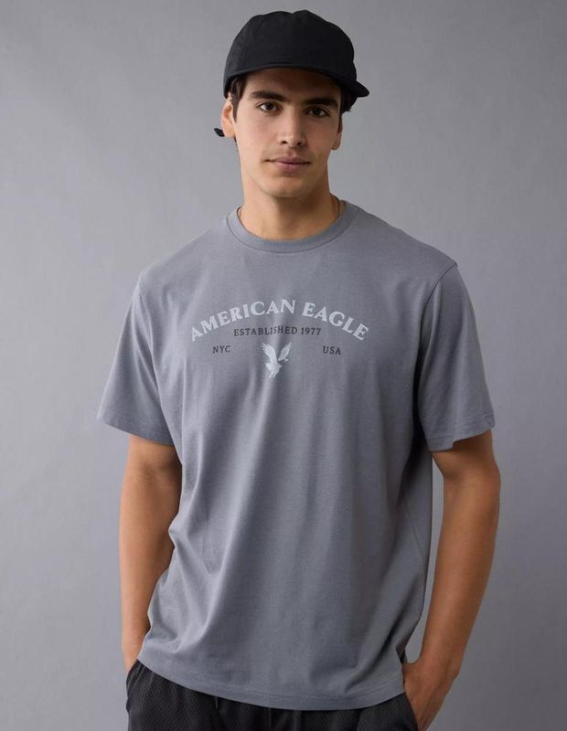 Polera AE Recta con Gráfico de Destino