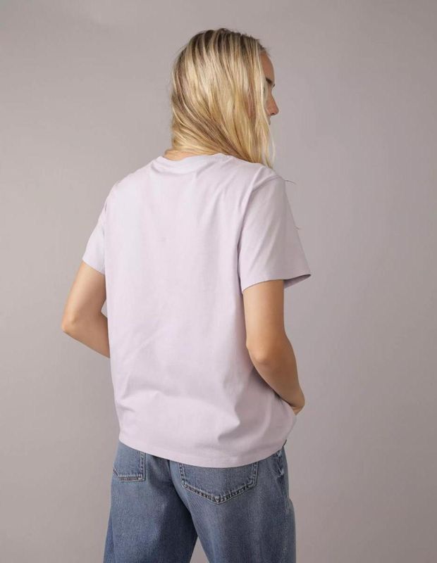 Polera AE Recta con Gráfico de Destino