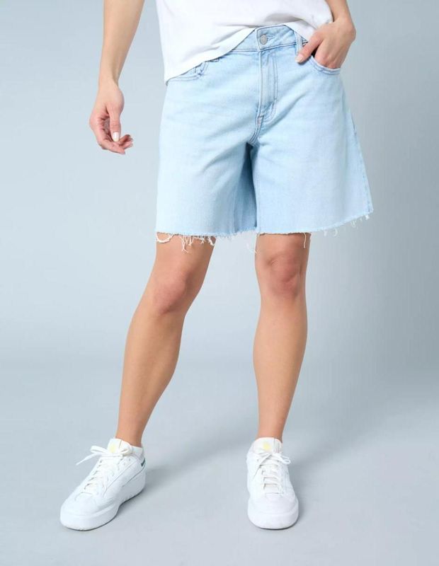 Short AE Dreamy Drape Stretch Jort Holgado Tiro Bajo de 8"