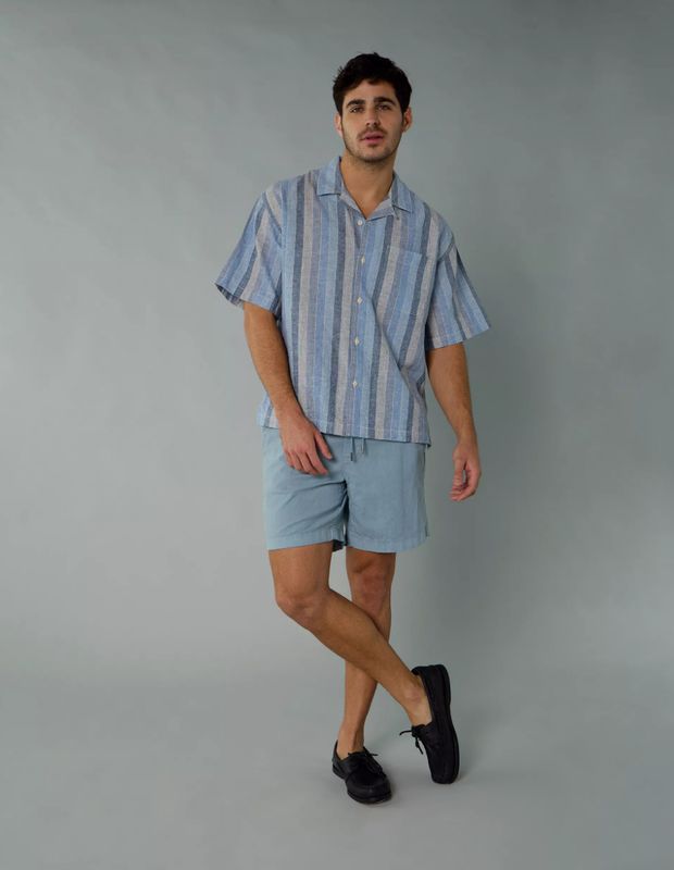 Camisa AE mezcla lino con botones