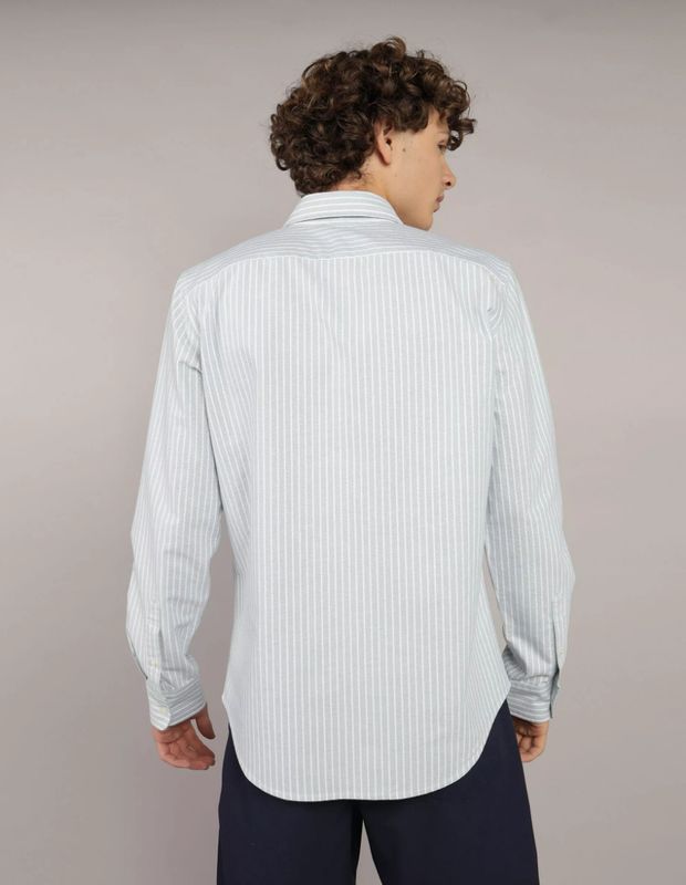 Camisa AE Oxford Slim con Botones