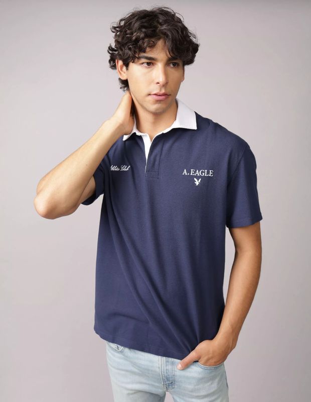 Polera de Pique AE 24/7 Polo Estilo Club con Logotipo